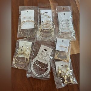 Large group of silvertone and goldtone hoops